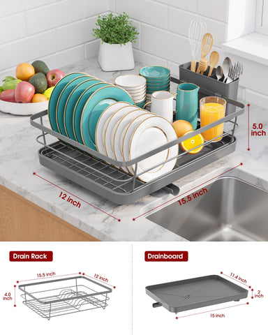 Sakugi dish rack featuring a two-section cutlery holder for easy utensil sorting.