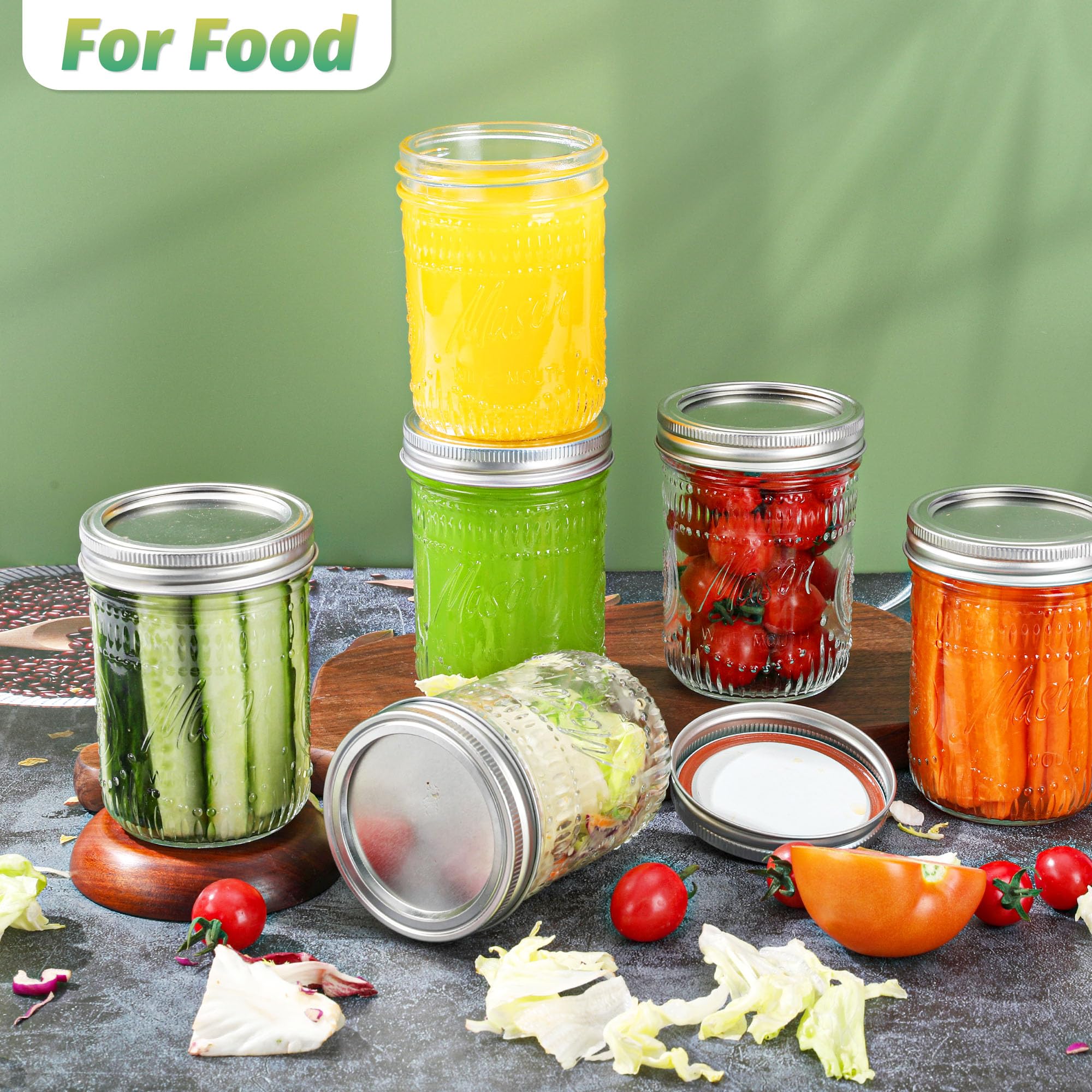 Saluioa wide-mouth opening jar simplifies filling and cleaning.