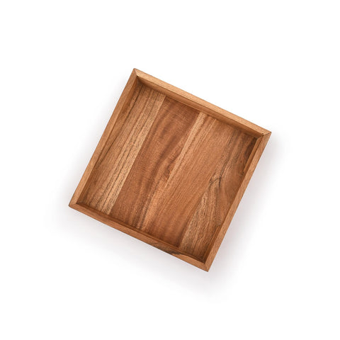 Samhita tray edge and rectangular design harmonize tableware.
