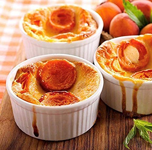 Samsle 4 oz ramekins suited for soufflés and small desserts.