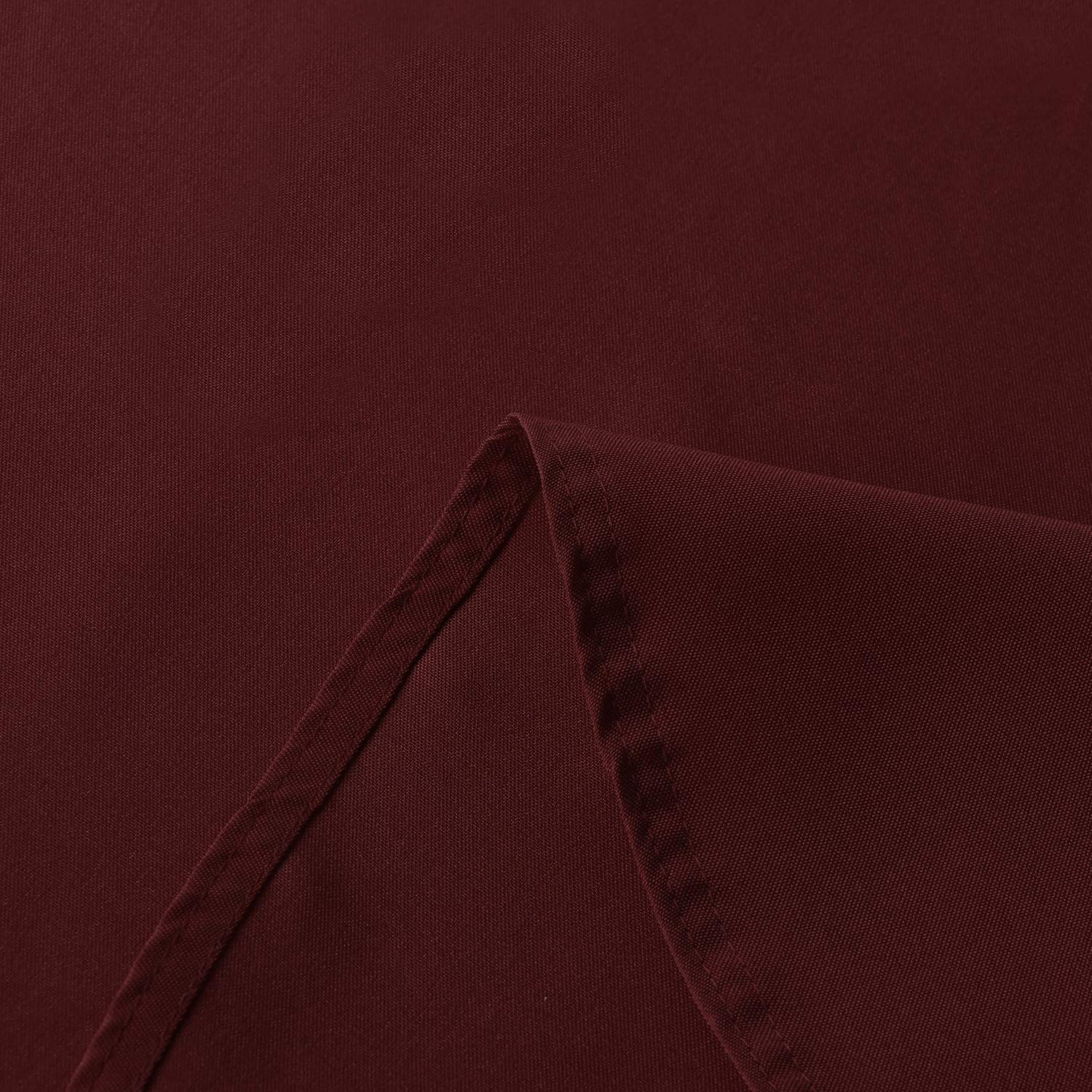 Sancua outdoor camping tablecloth ideal for picnics and barbecues.