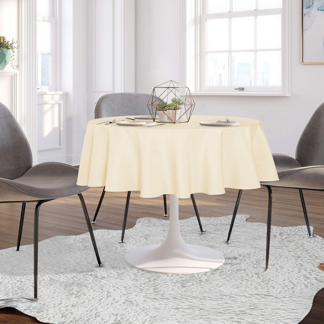 sancua washable polyester tablecloth shown in a washing cycle