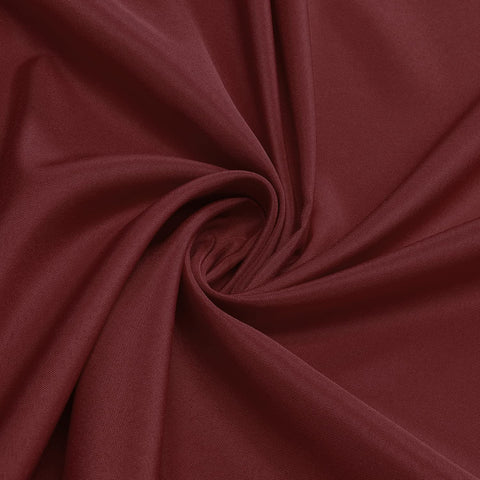 Sancua washable polyester tablecloth cleans easily after meals.