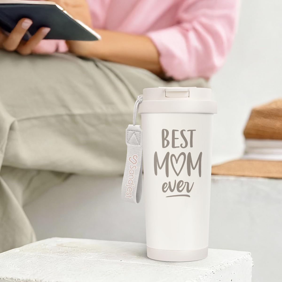 SANDJEST Best Mom Ever tumbler suitable for desk, kitchen, or commute.
