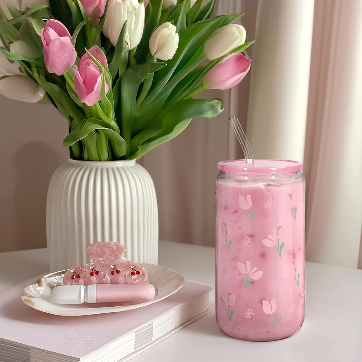 SANDJEST detachable parts allow thorough hand cleaning of glass, lid, and straw.