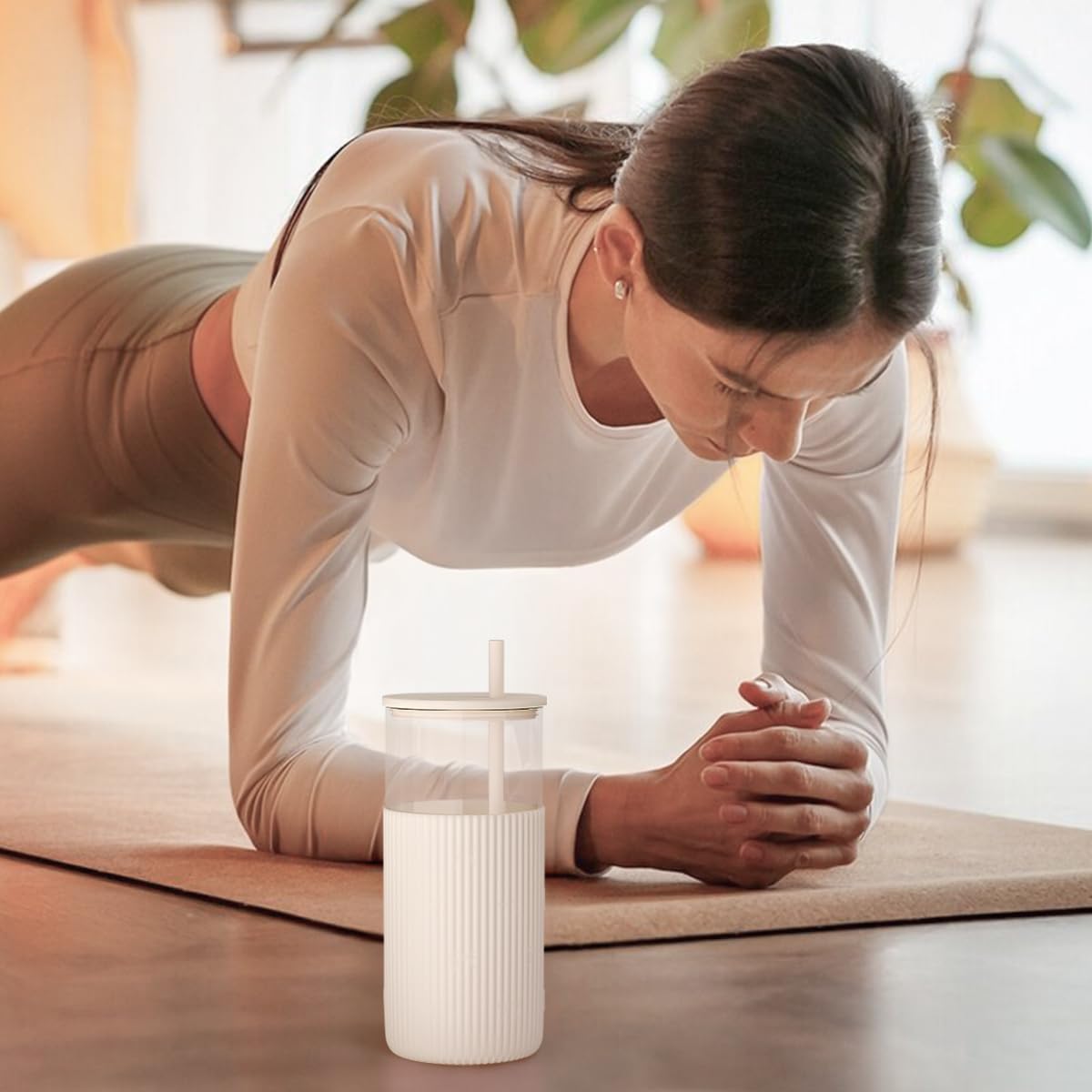 SANDJEST Glass Tumbler with lid is ideal for commuting and travel