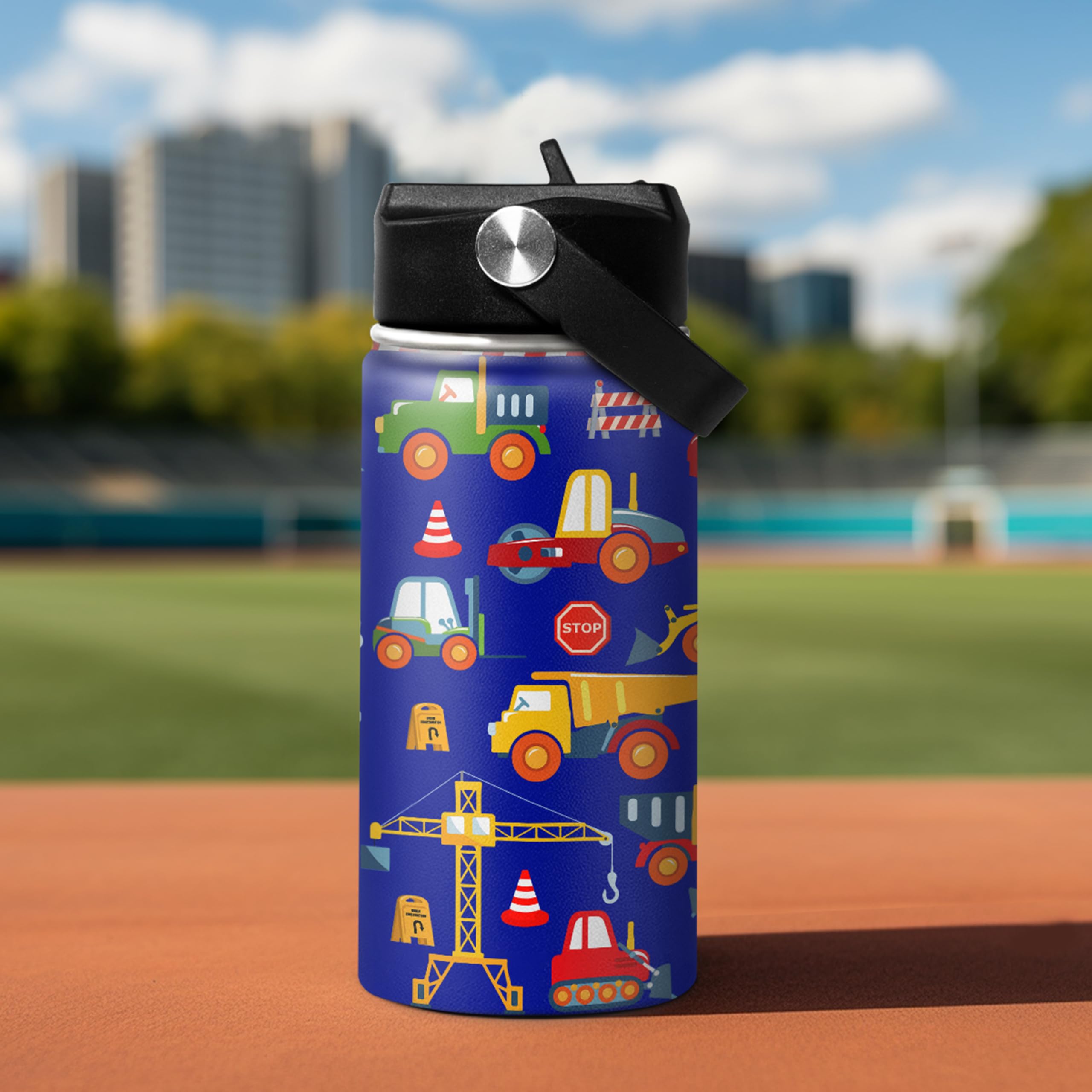 SANDJEST spill-proof lid bottle minimizes mess during active play.