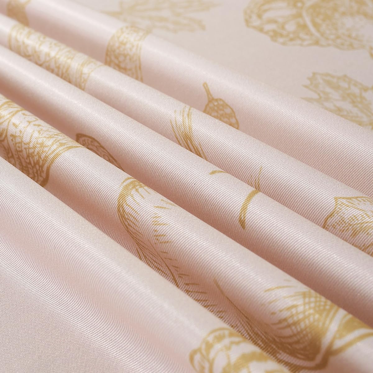 SASTYBALE versatile for dining, buffets, and seasonal gatherings.