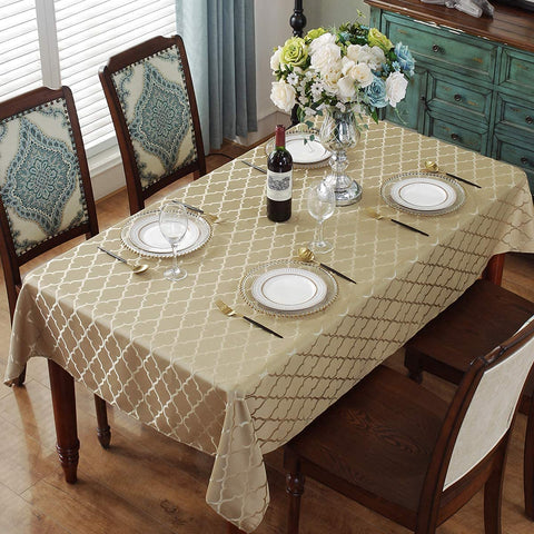 SASTYBALE jacquard tablecloth dining scene shows stylish family meals.