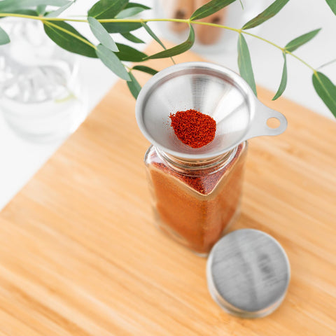 SAVVY & SORTED woman-owned brand supports organized cooking.