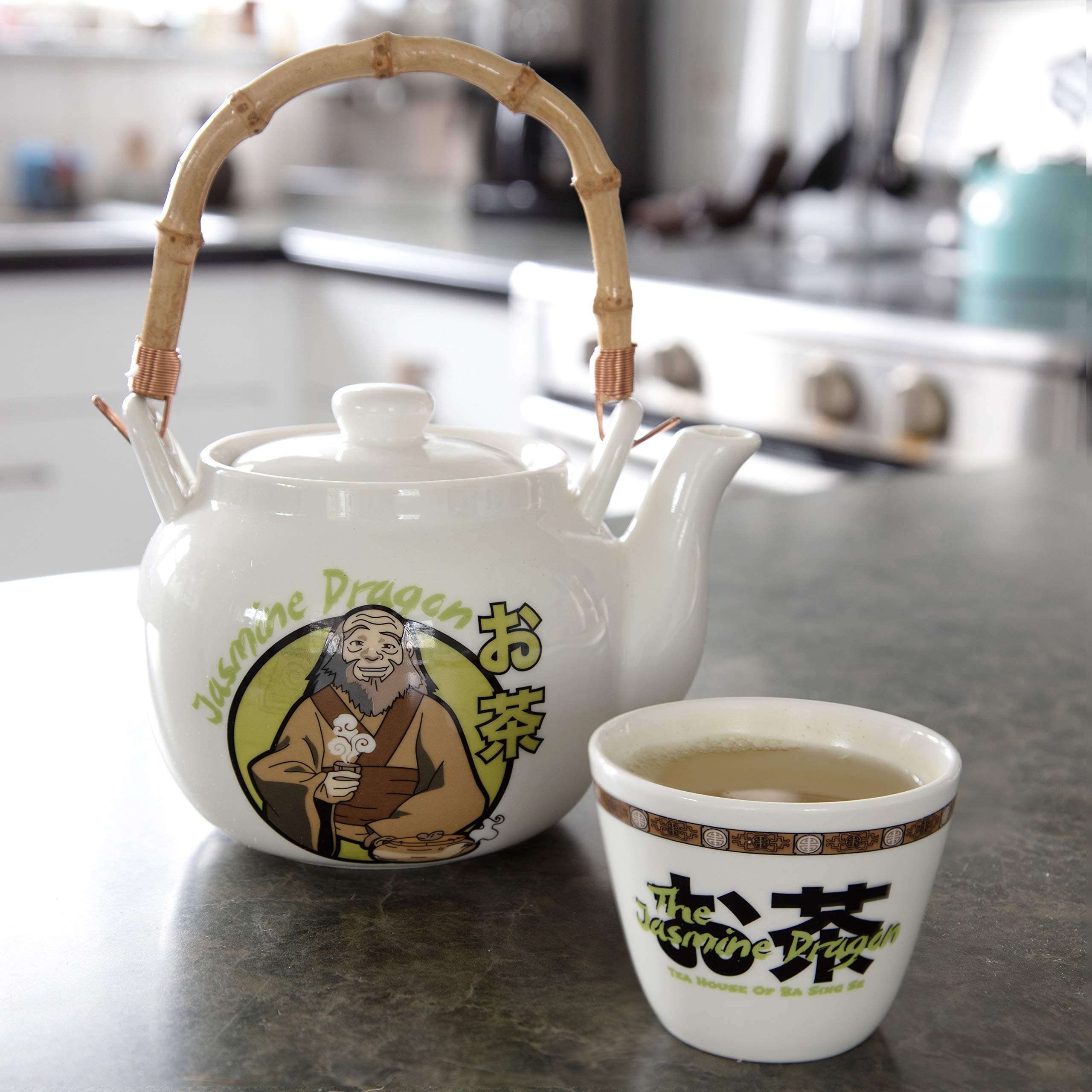 26-ounce capacity teapot for shareable jasmine tea moments