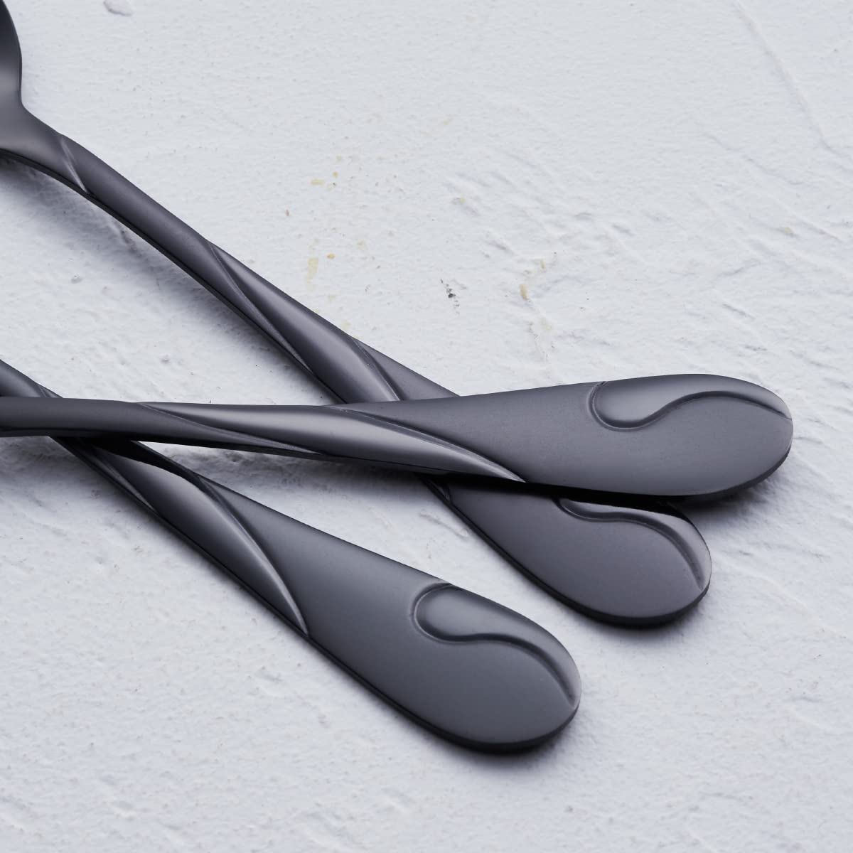 Seeshine Black Silverware Set dishwasher-safe design for easy cleanup