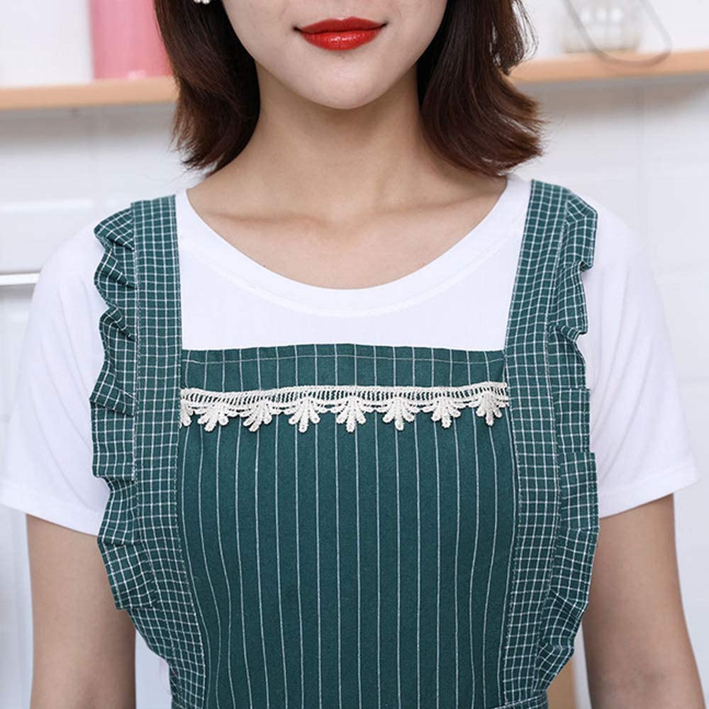 Sefiron Princess Apron offers a comfortable loose fit for easy movement.