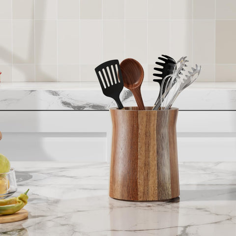Segtenant Utensil Holder makes a thoughtful gift for home chefs.