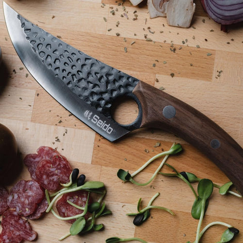 40-degree tip enables precise slicing.