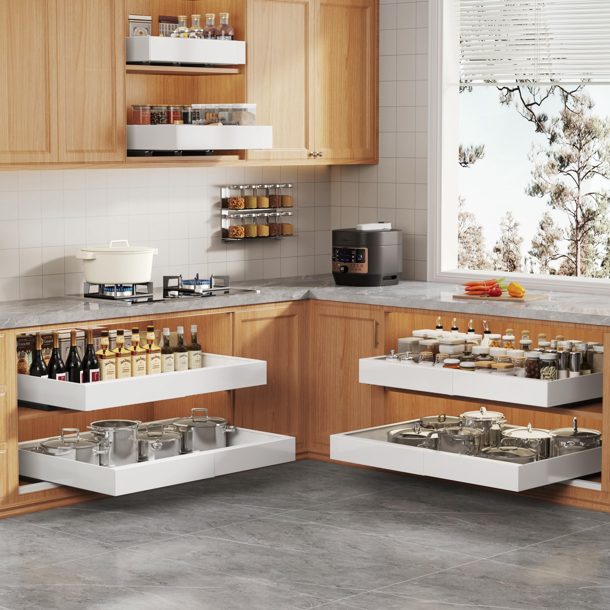 Seinloes pull-out design helps reach back items and maximize cabinet space.