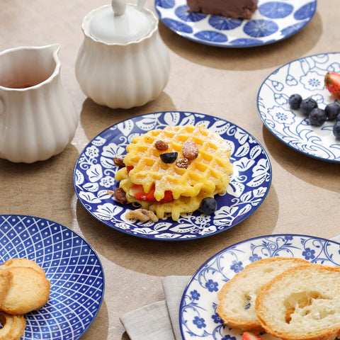 Selamica dishwasher-safe porcelain plate for easy cleaning.
