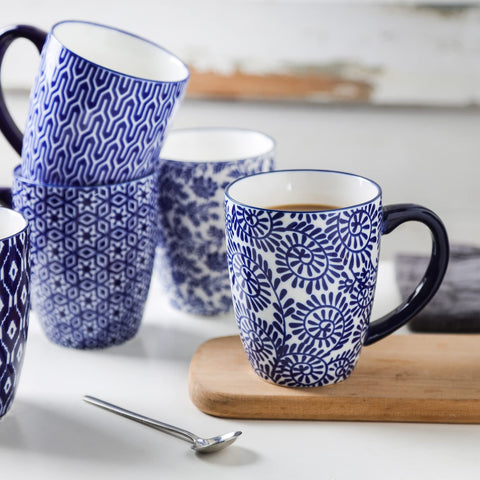Smooth glaze finish makes cleaning quick after drinks.