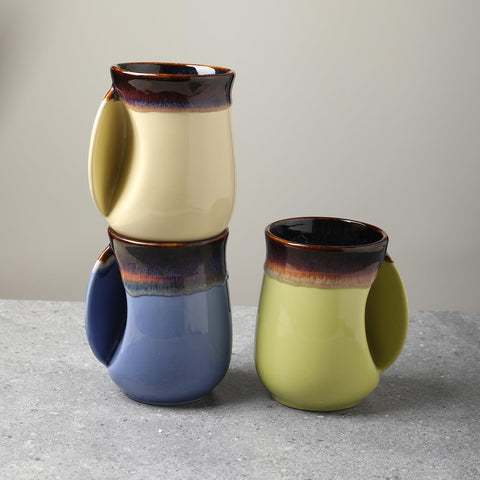 Selamica right-handed handwarmer mug keeps hands cozy during cold mornings.