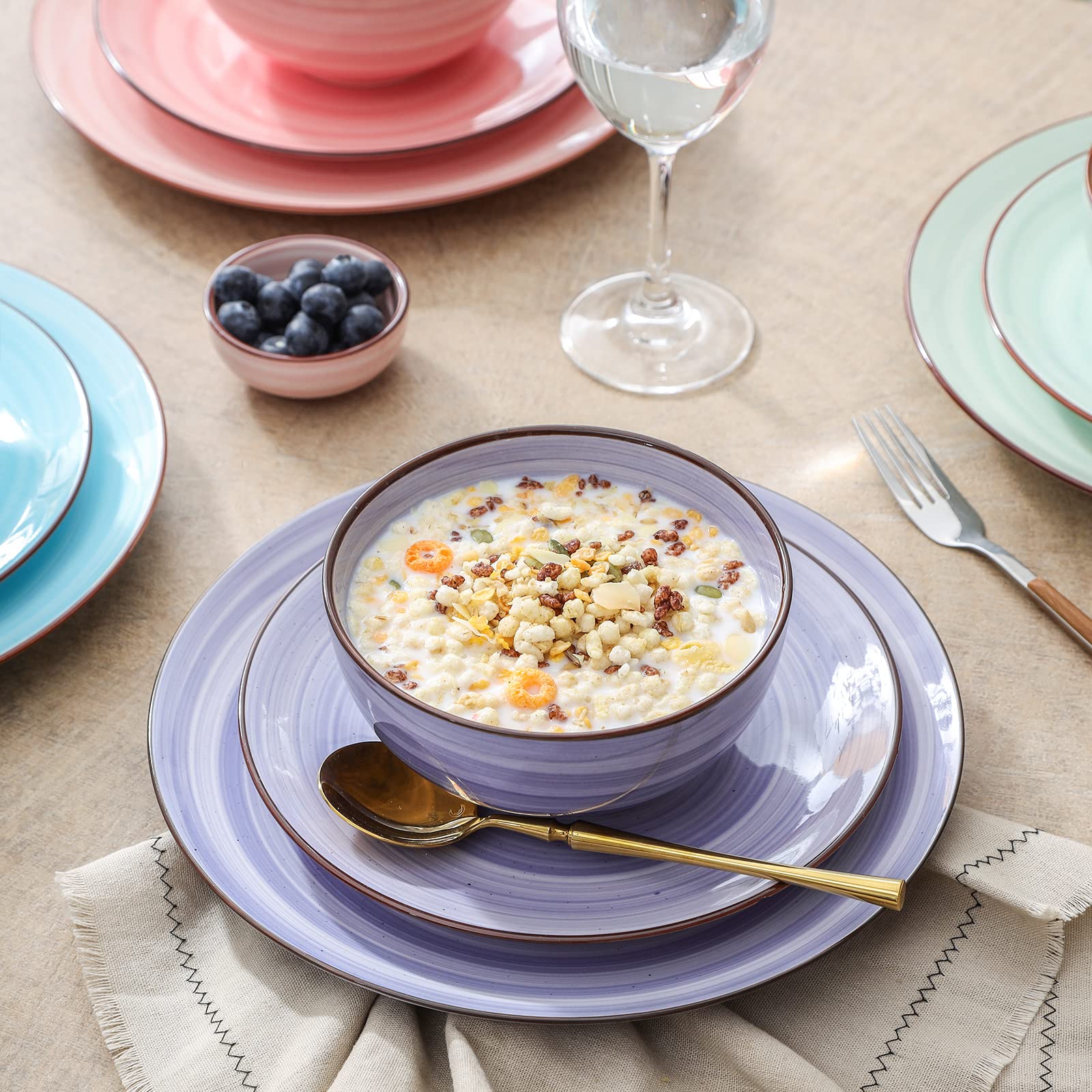 Selamica 24-ounce bowls suitable for soups, cereals, and salads.
