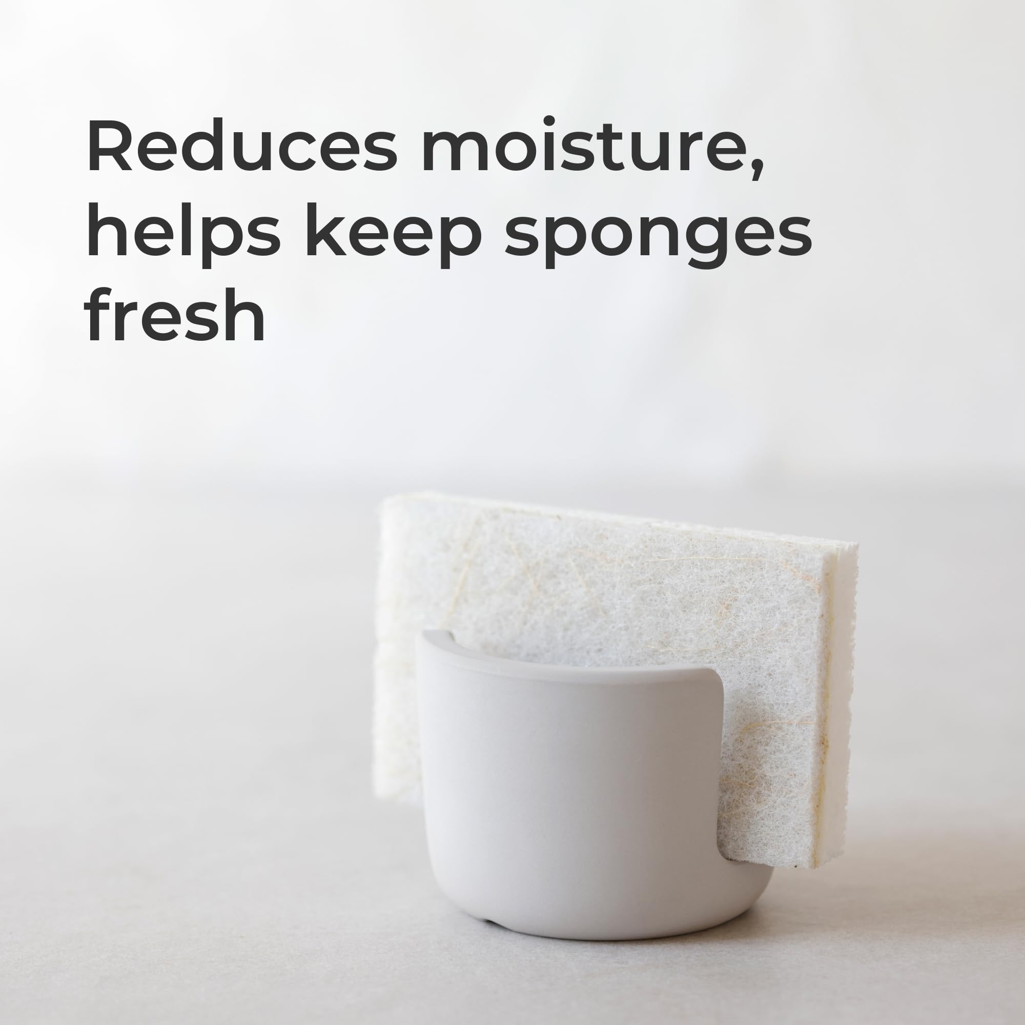 Selegna diatomite absorbent material in use reduces water mess.