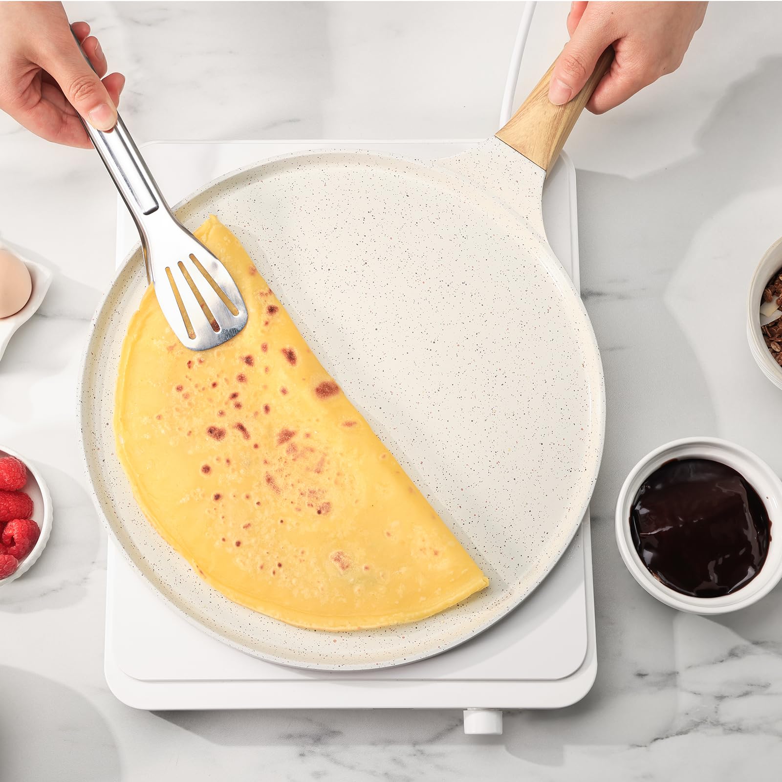 SENSARTE rivet-free interior design enables effortless cleaning after cooking