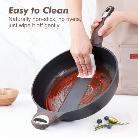 SENSARTE easy-clean surface and rivet-free design simplify washing.