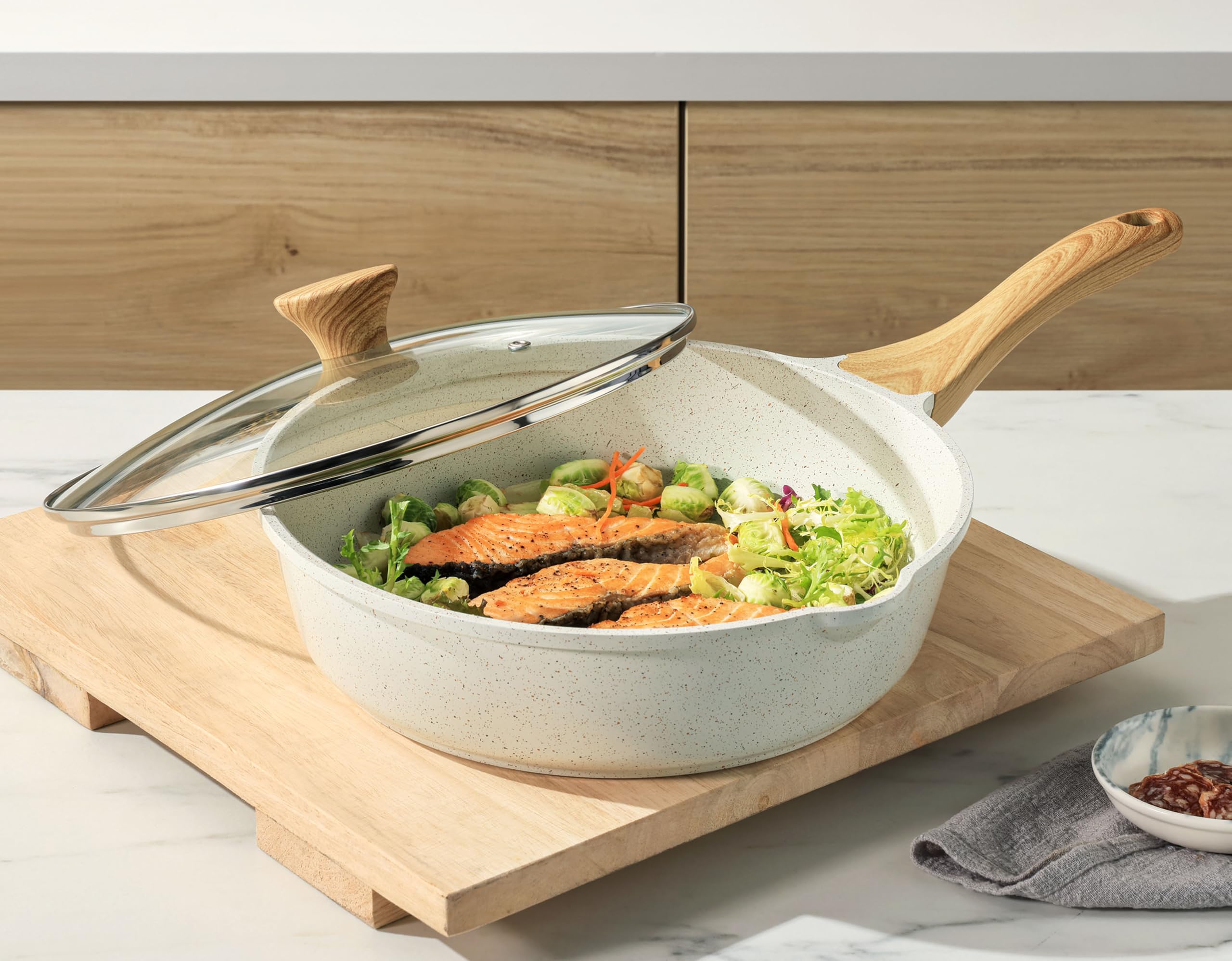 Easy-clean surface of SENSARTE pan simplifies post-cook cleanup