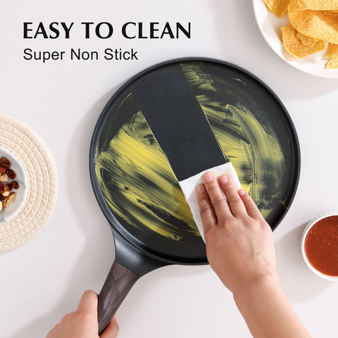 Sensarte lightweight 2.5 lb pan ideal for versatile kitchen use