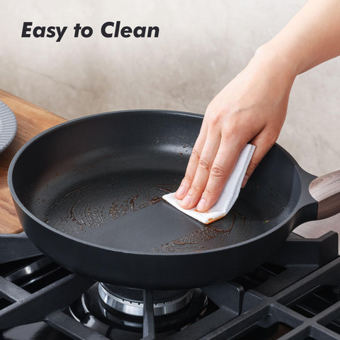 SENSARTE rivet-free interior simplifies cleaning and residue-free surfaces
