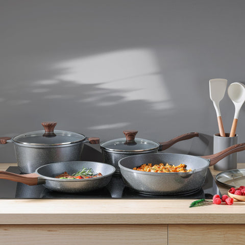 SENSARTE easy-clean nonstick interior with rivet-free surface