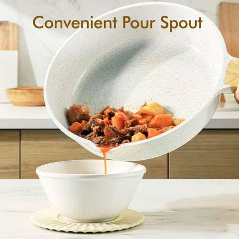 Pour spout on SENSARTE pan reduces spills when draining liquids