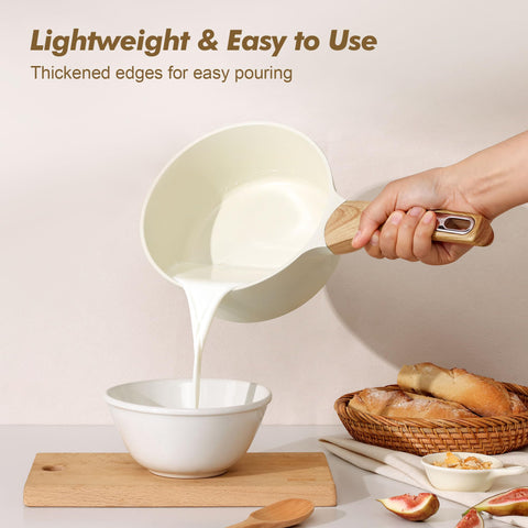 SENSARTE rivet-free interior makes cleaning simple after cooking.