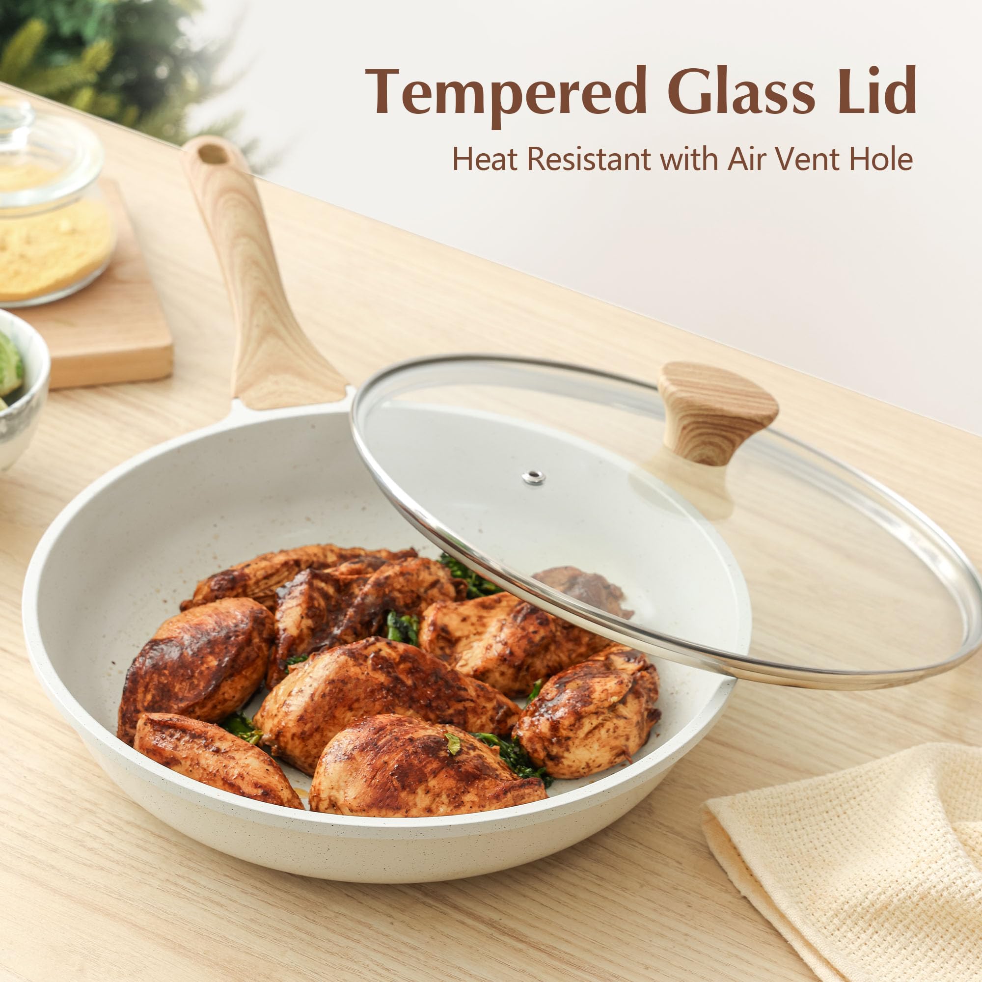 SENSARTE tempered glass lid helps monitor food and reduces splatter.