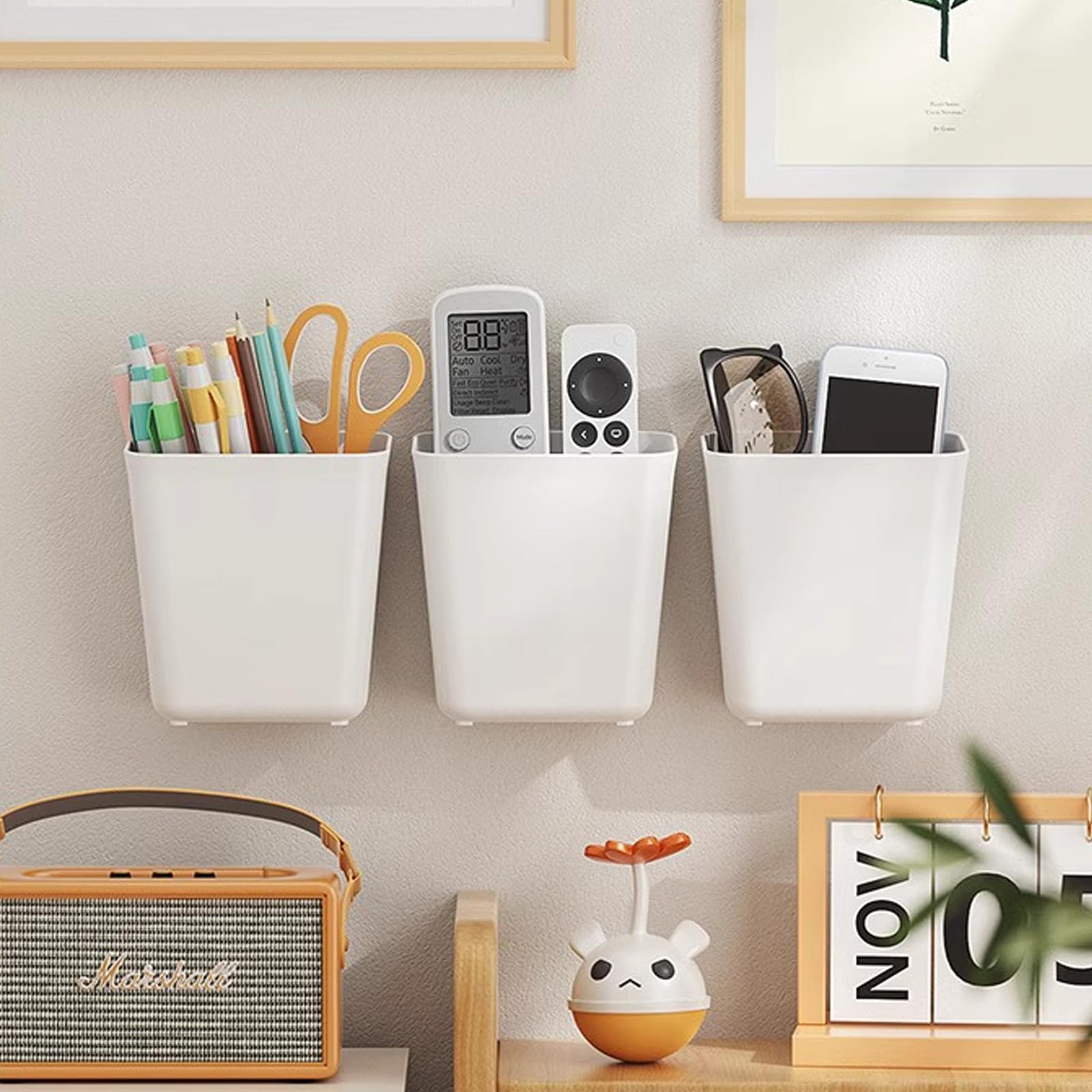 Senylanhxy fridge-side storage box keeps labels, magnets, or snacks organized.