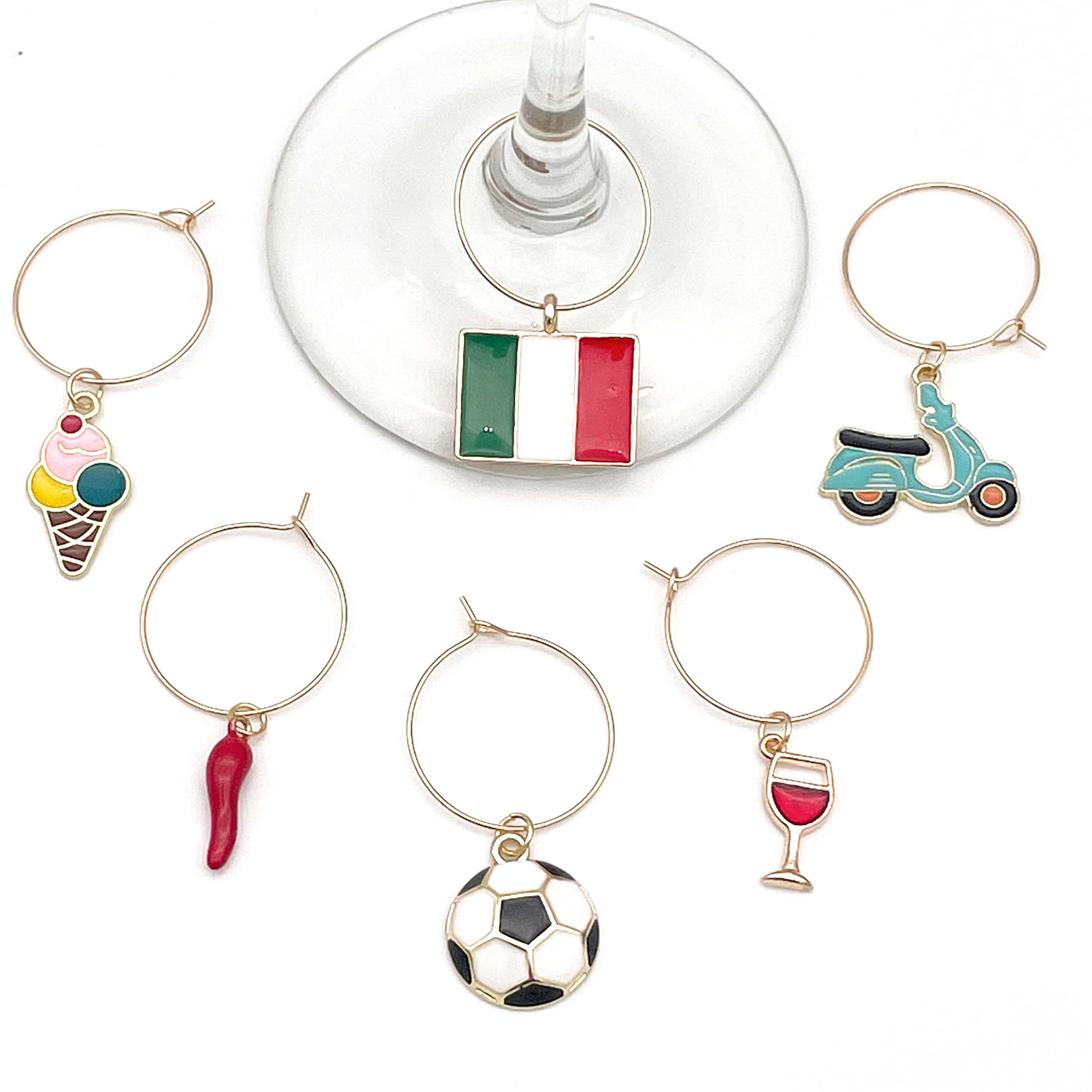 Serendipity pizza charm close-up; enhances Italian-themed celebrations.
