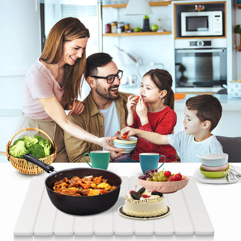 Seropy packaging highlights the diatomaceous earth mat and accessories.