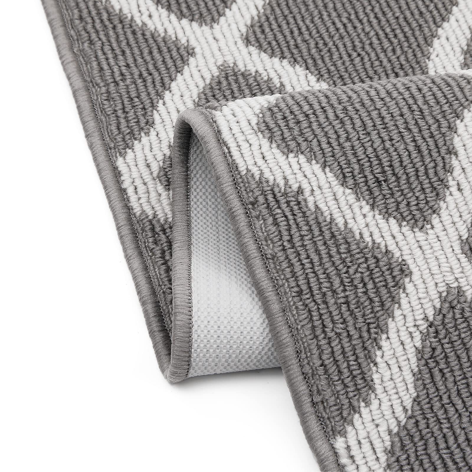 SHACOS versatile mat suitable for entryways, kitchens, and garages