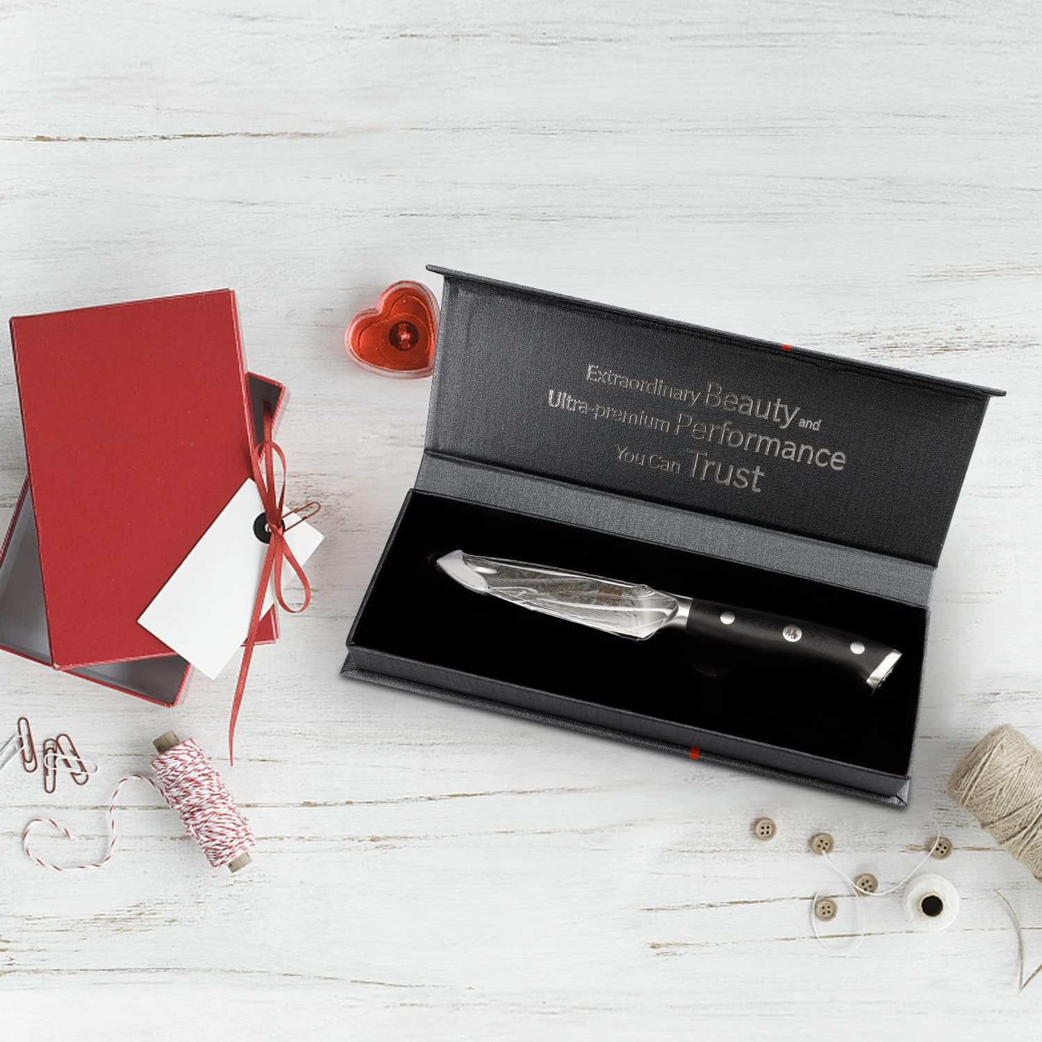 SHAN ZU packaging and knife ready for easy storage