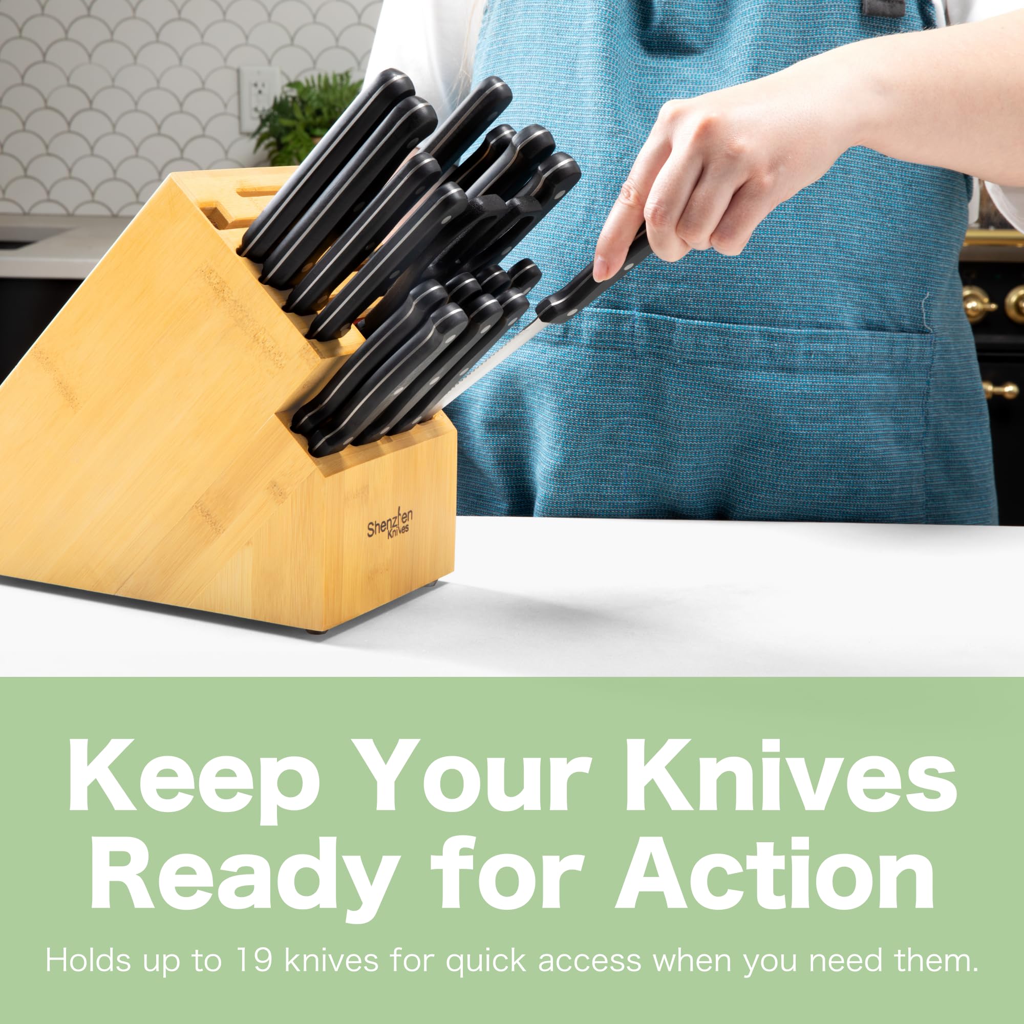 Shenzhen Knives 20-slot block with anti-skid feet, stable on your counter.