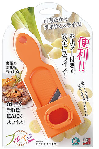 Shimomura FV-607 multi-use tool handles leeks and condiments with ease.