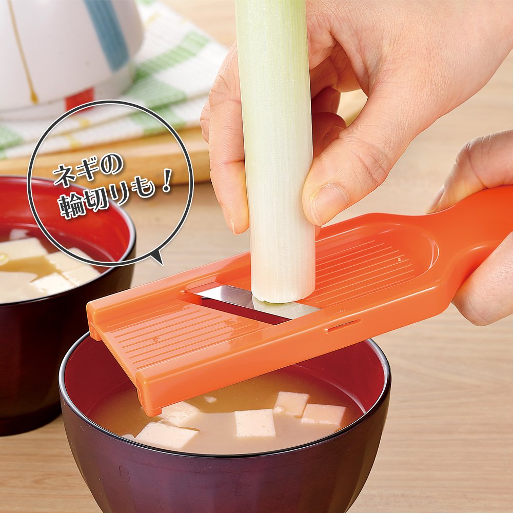 Shimomura FV-607 stainless steel construction resists wear for daily use.