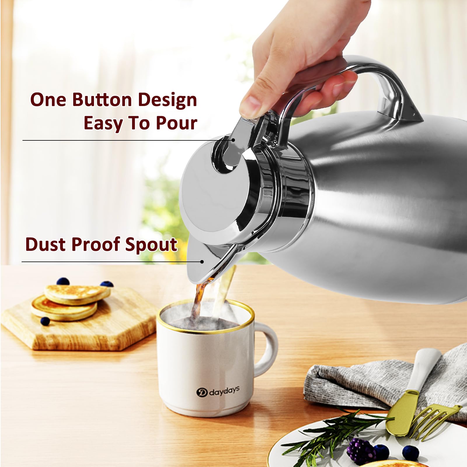 ShineMe ergonomic silicone handle offers a comfortable grip during pours