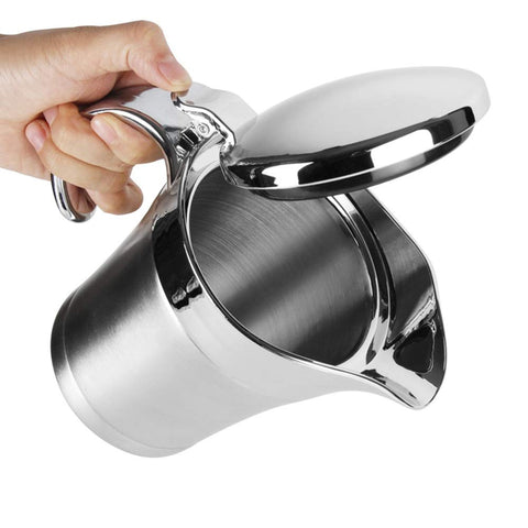 ShineMe gravy boat with pour spout offers smooth, mess-free serving