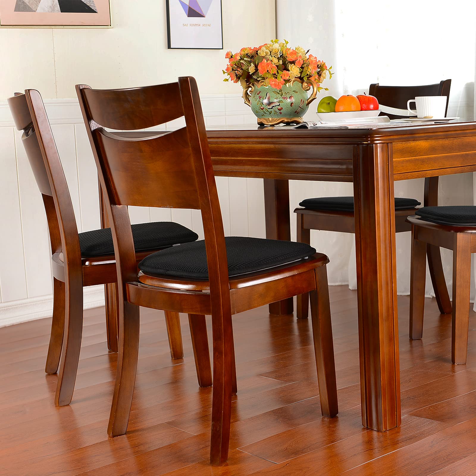 Shinnwa dining chair cushions are easy to clean and maintain.
