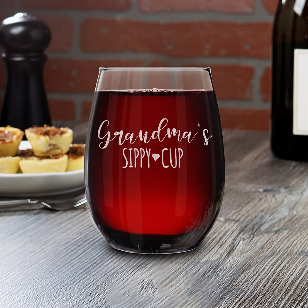 Shop4Ever Grandma's elegant glass suits family occasions and celebrations.