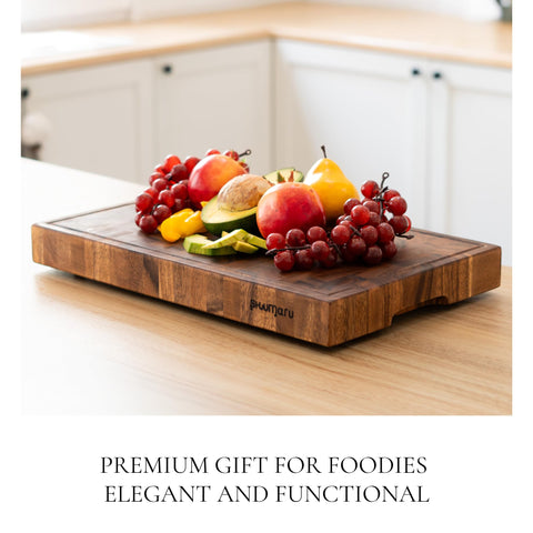 SHUMARU natural oil finish highlights grain with food-safe protection.
