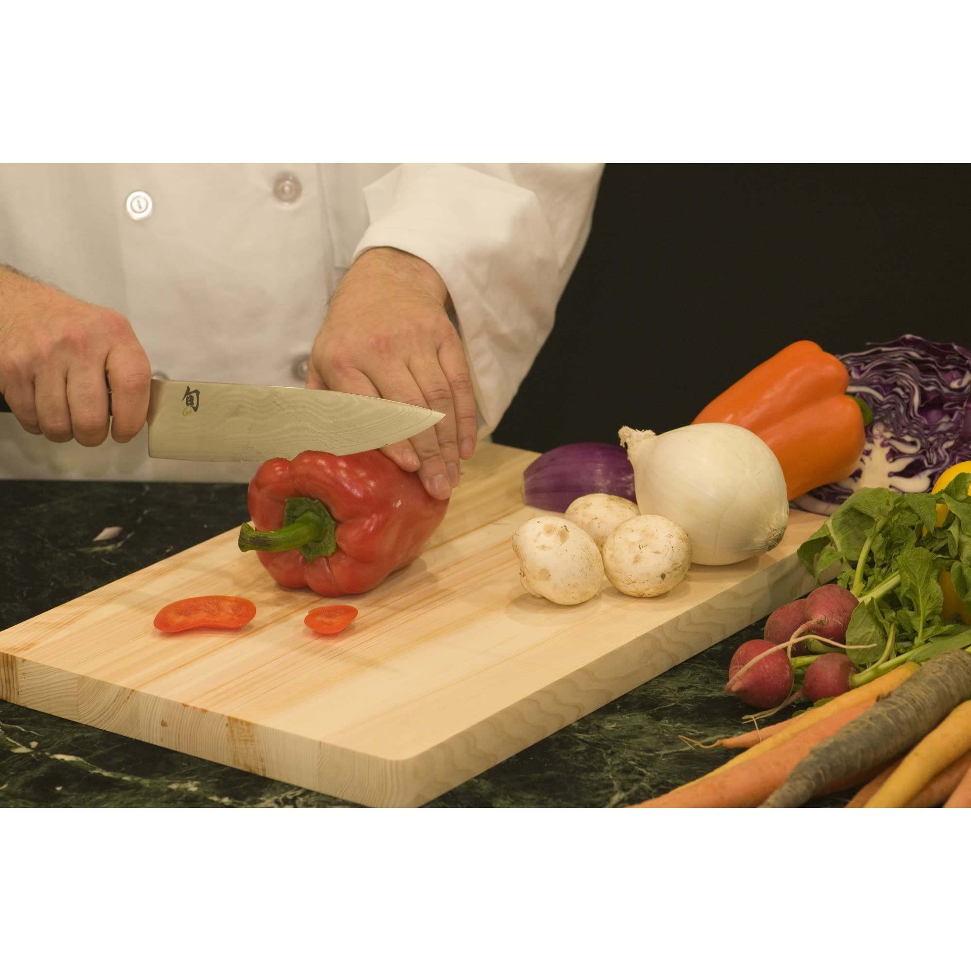 Shun Classic 8in Chef Knife VG-MAX core visible for lasting sharpness