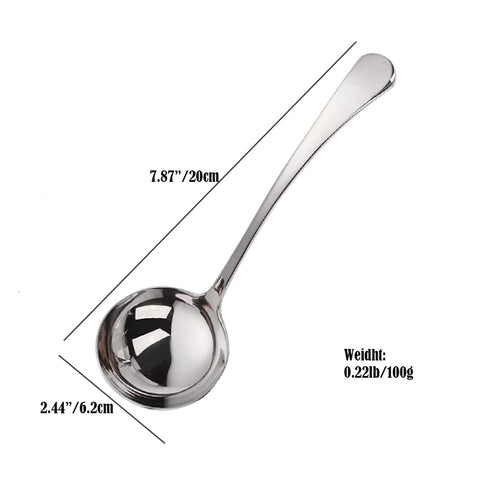 Ergonomic handle provides comfortable grip during serving.