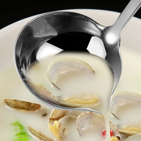 Siaiqiang heavy-duty ladle with ergonomic handle for comfortable use.